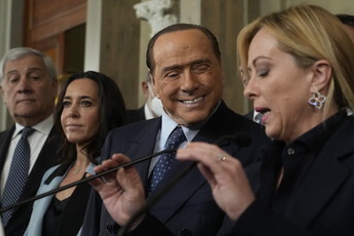 Italia in pericolo, il rating a un passo dalla spazzatura: cosa significa il livello junk? Cosa rischia il Governo?