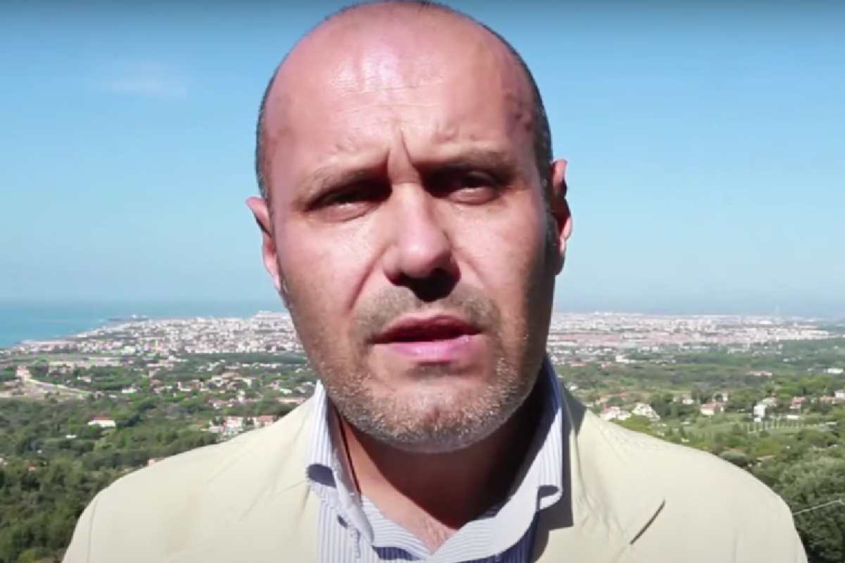 Chi è Samuele Lippi, il sindaco PD di Cecina trovato con cocaina? | La rivendicazione del primo cittadino