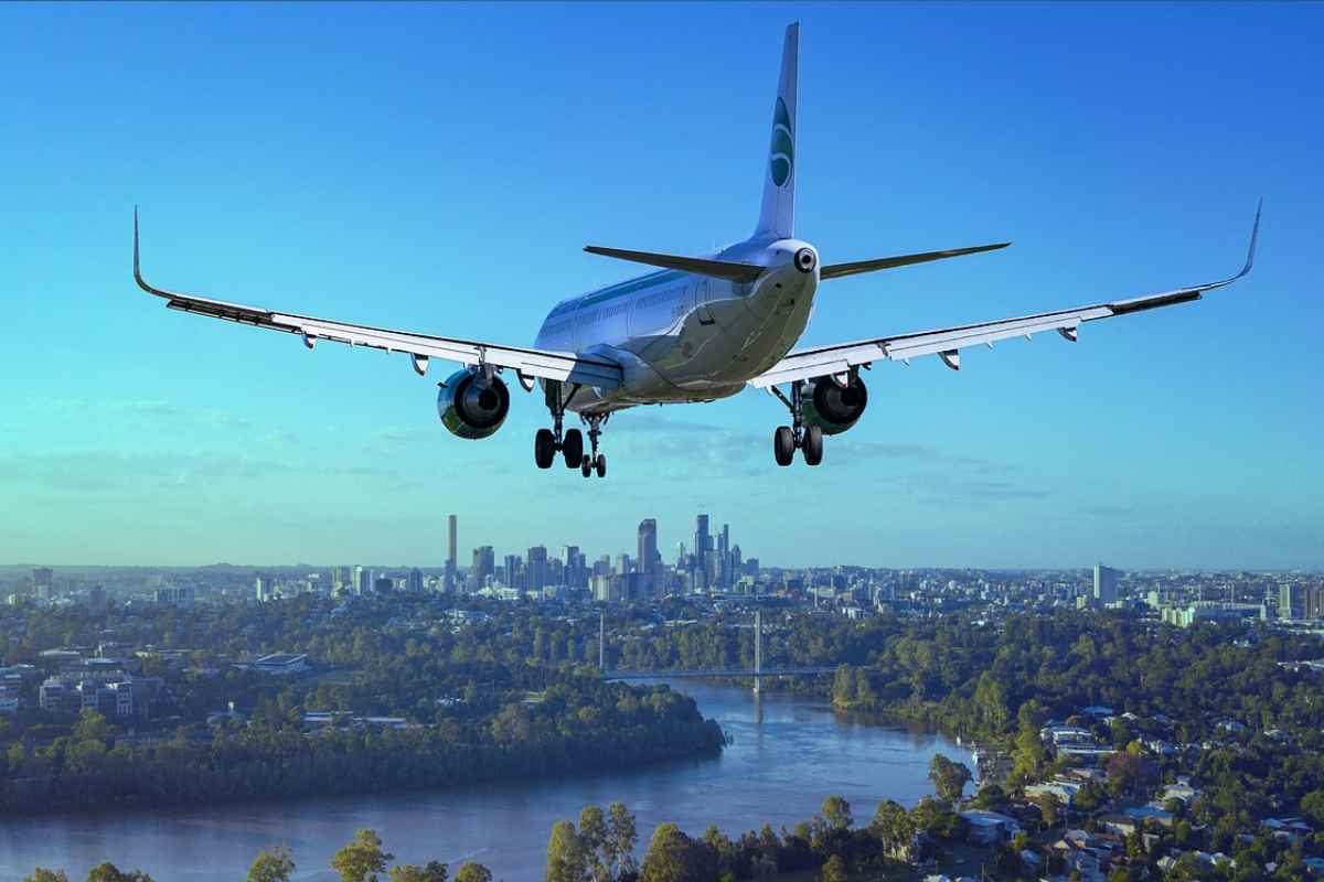 Cos’è il “radome” e cosa succede a un aereo che si imbatte in una grandinata? Il caso del volo Delta a Milano