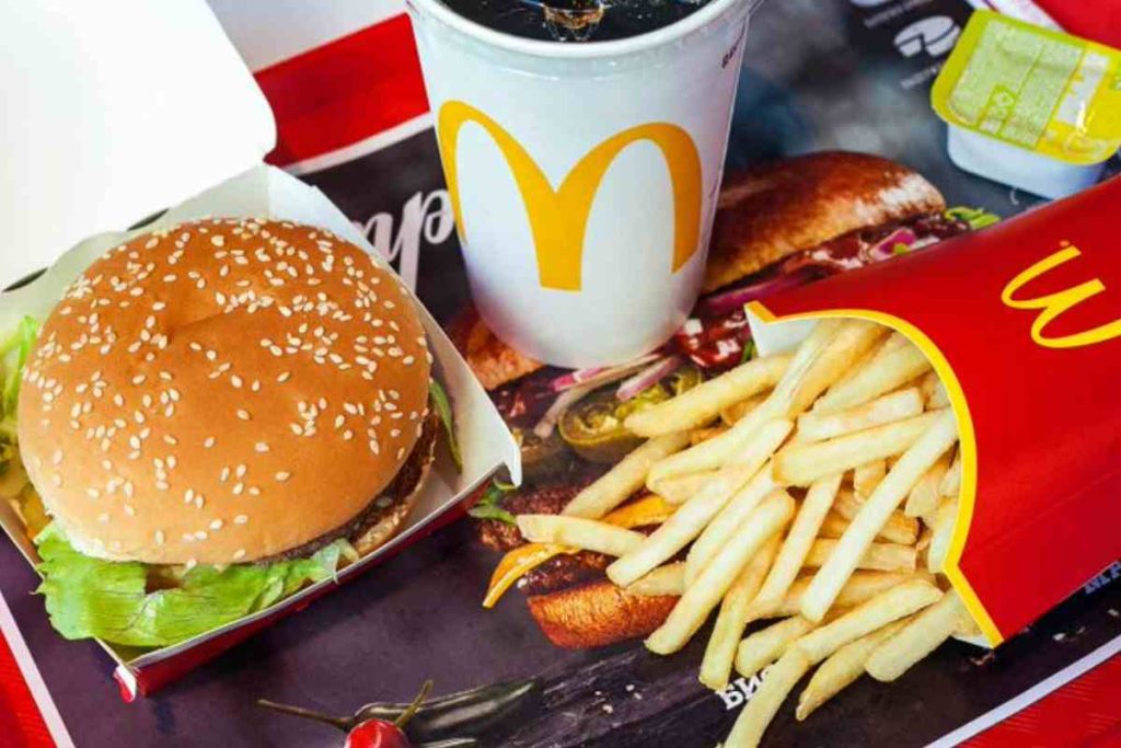 McDonald's down: molti ristoranti chiusi.