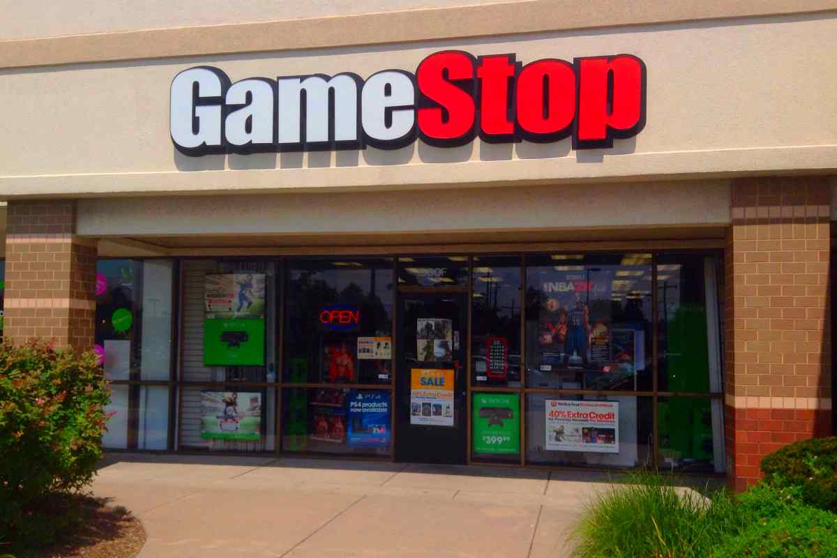 Cosa succede a GameStop? Il colosso statunitense chiude in Italia e